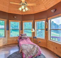 Alpine Home w / Deck Grill  Star Valley Views - Accommodation Indiana