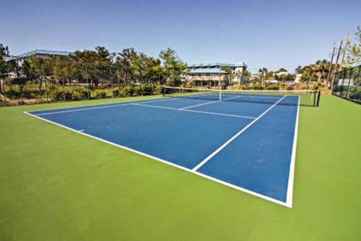 Clean Tybee Island Condo 100 Yards From Beach! - thumb 3