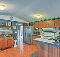 Private 1 Acre Grove Home w / Hot Tub by Grand Lake - Accommodation Indiana