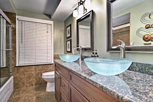 Suburban Detroit Home With Porch Yard & Fire Pit! - thumb 6