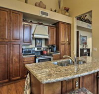 Modern Sonoran Desert Condo w / Deck View  Stables - Accommodation Indiana