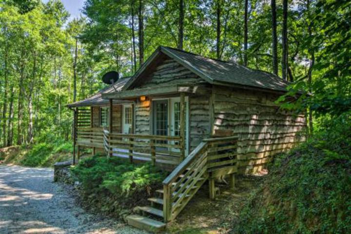 Cozy Robbinsville Cabin W / Deck & Forest Views! - thumb 2