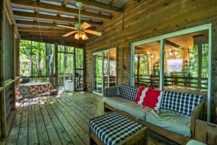 Serene Robbinsville Cabin W / Screened Porch & Grill - thumb 2