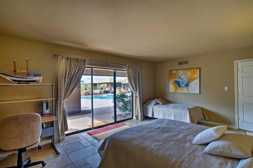 Walkable Carefree Casita With On Site Pool & Jacuzzi! - thumb 4