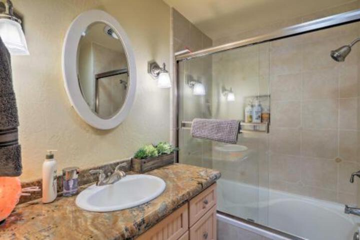 Sedona Home W / Stunning Mtn Views Fire Pit & Deck! - thumb 3