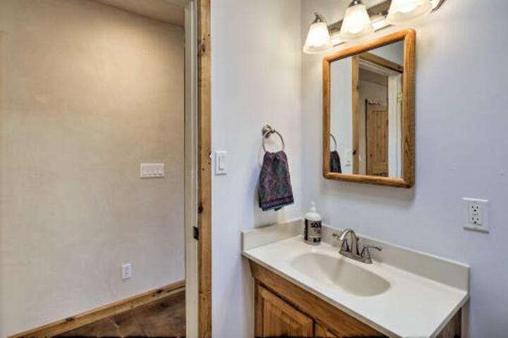 Sedona Home W / Stunning Mtn Views Fire Pit & Deck! - thumb 4