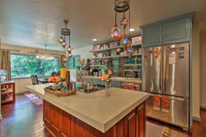 Quiet & Romantic Cabin Getaway On McKenzie River! - thumb 6