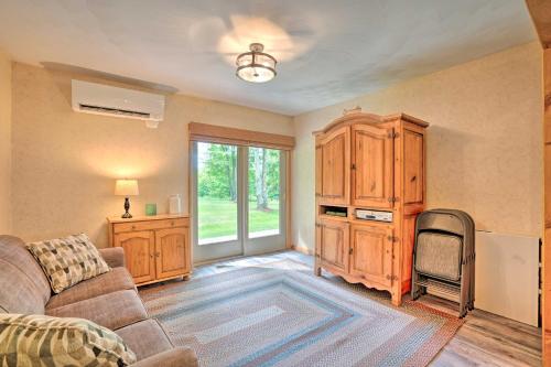 3 Acre Benezette Cabin With Hot Tub Grill & Mtn View - thumb 1