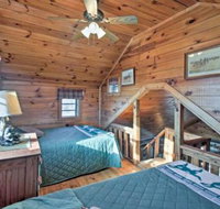 Moravian Falls Cabin w / Brushy Mtn. View  Fire Pit - Accommodation Indiana