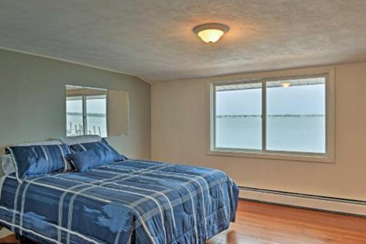 Home W / 2 Kayaks Deck & Views On Narragansett Bay! - thumb 2