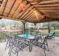 Creekside Stoney Cabin 15 Min to Harrisburg - Accommodation Indiana