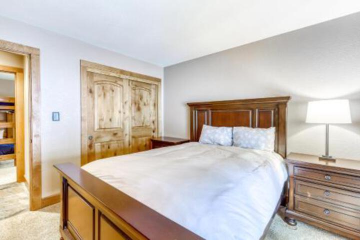 Regency Retreat - thumb 6