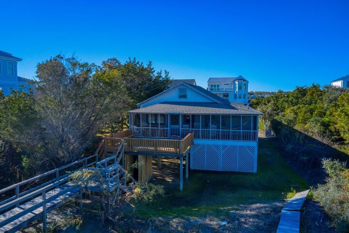 Towns End 4 Bedroom Home - thumb 1