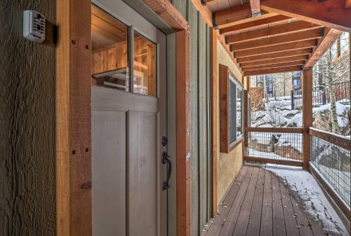 Ski In / Ski Out Snowmass Studio W / Hot Tub! - thumb 5