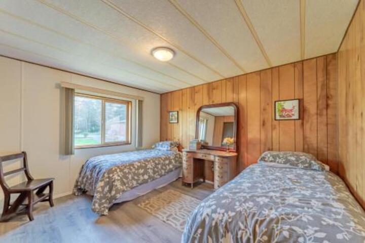 Redwood Coast River House - thumb 3