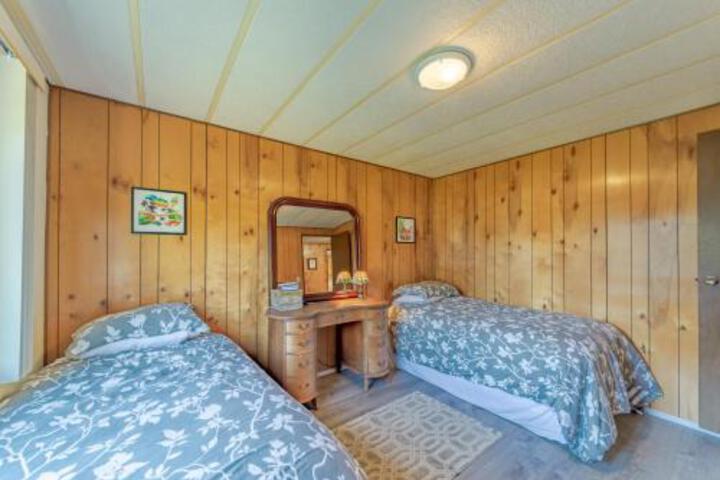 Redwood Coast River House - thumb 2