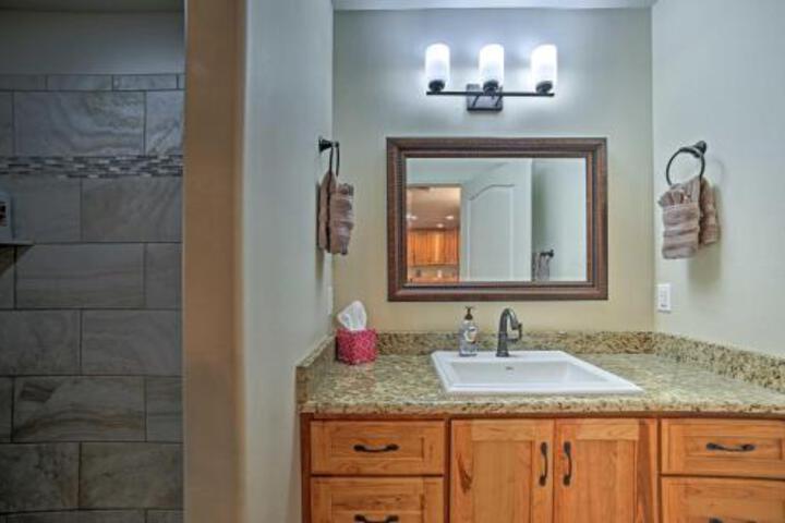 Moab Townhome W / Hot Tub & Patio Near Arches - thumb 6