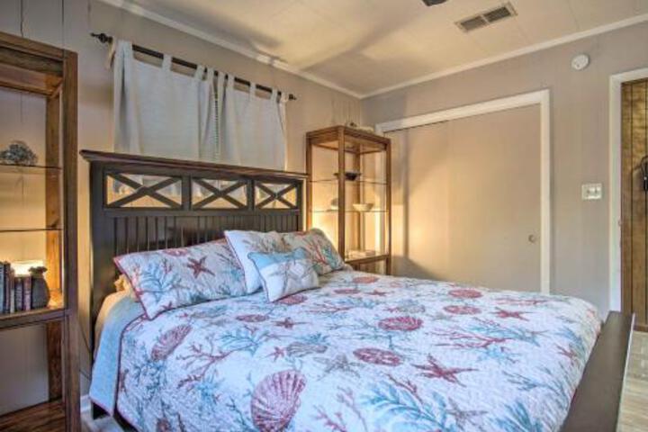 Riverfront Foley Home W / Dock 6 Mi To Beach! - thumb 2