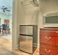 Home w / Yard 5 Mi to Fontainebleau State Park - Accommodation Indiana