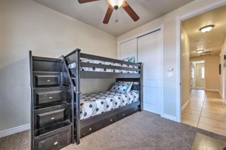 Luxe Home W / Pool Grill 25 Mins To St. George - thumb 0