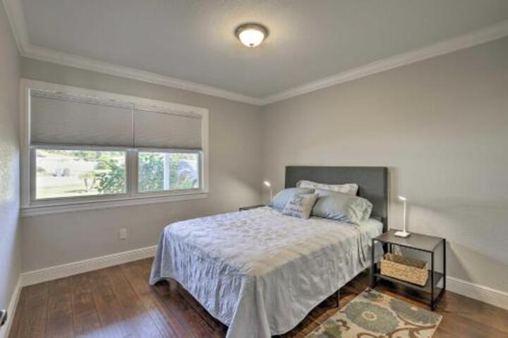 Waterfront Tampa House 6 Mi. To Busch Gardens - thumb 3