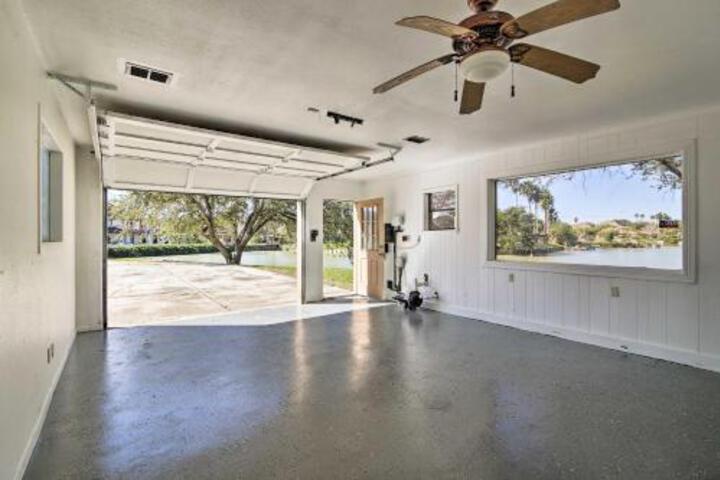 Waterfront Harlingen Home W / PoolSpa & Gazebo - thumb 5