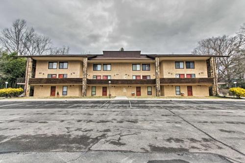 Riverfront Condo 1.5 Mi To National Park! - thumb 0