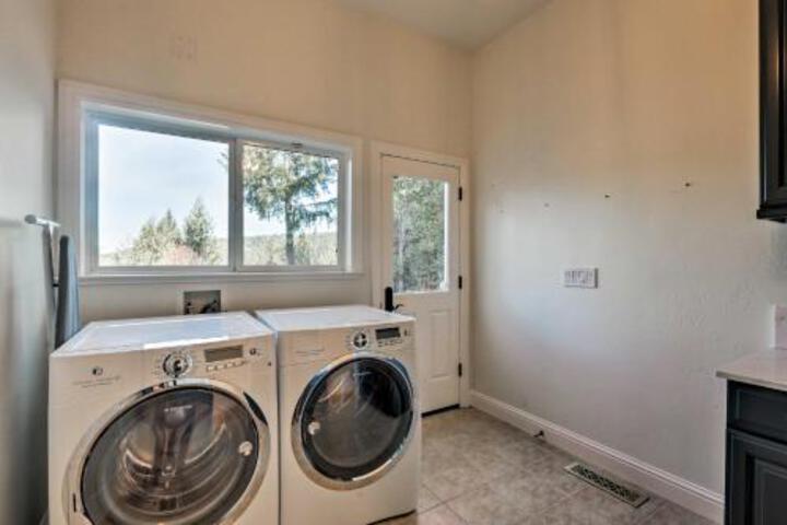 30 Acre Sierra Jewel W / Pool By Nevada City - thumb 3