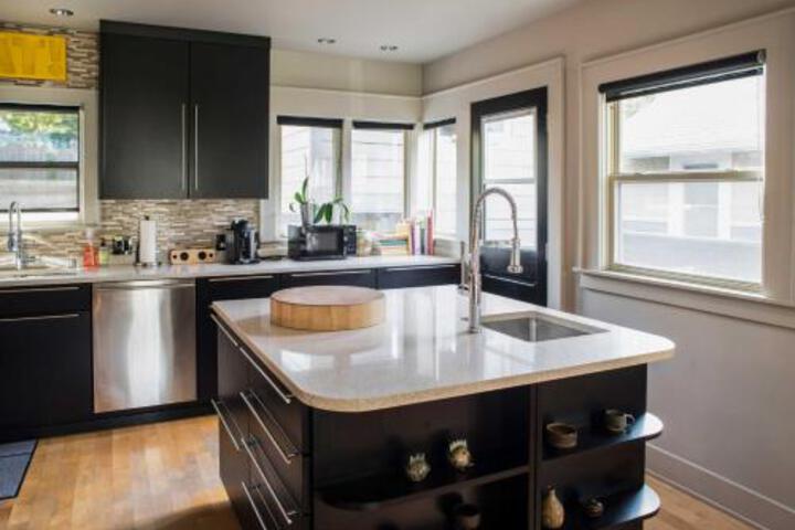 Updated Tacoma Home With Patio 3 Mi To Downtown - thumb 2