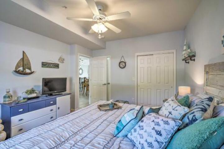 Lakefront Camdenton Condo With Deck Shared Pool - thumb 3