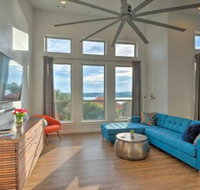 Lake Travis Home with Views  Boat Launch Access - Accommodation Indiana
