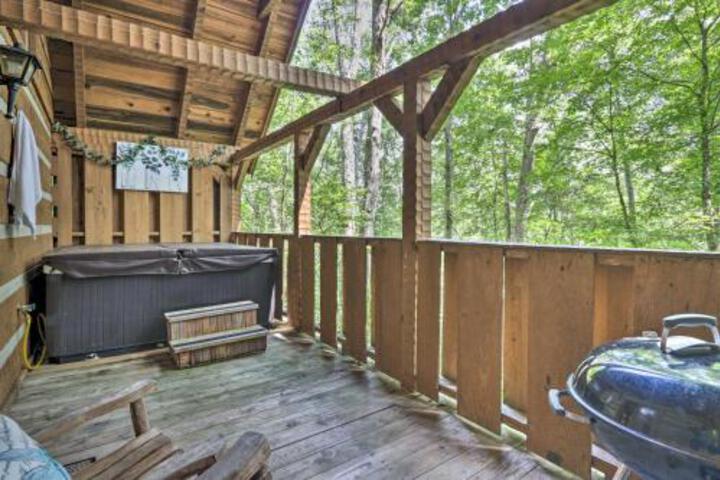 Townsend Cabin With Deck & Smoky Mountain Views - thumb 3