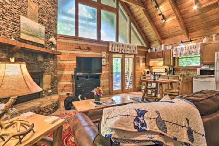 Townsend Cabin With Deck & Smoky Mountain Views - thumb 2