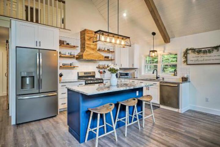 Benezette Cabin With Hot Tub Grill & Mtn Views - thumb 4