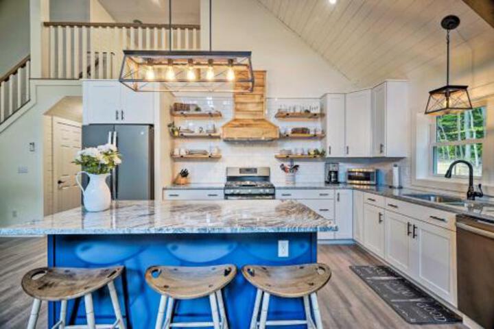 Benezette Cabin With Hot Tub Grill & Mtn Views - thumb 3