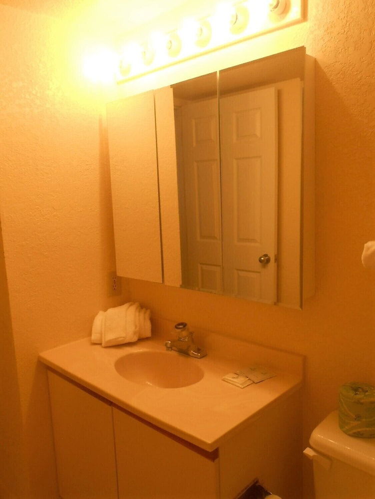 1002 Waters Edge Resort 2 Bedroom Condo - thumb 0