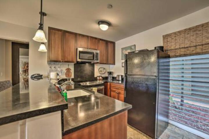 Downtown Lahaina Condo With Pool Walk To Front St! - thumb 3