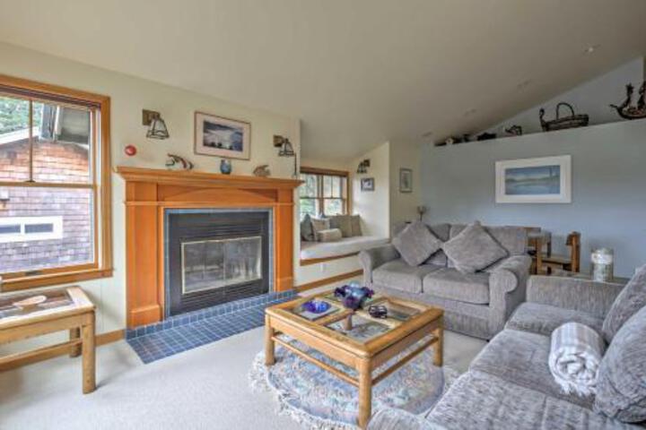 Large Manzanita House With 3 Balconies & Ocean Views - thumb 4