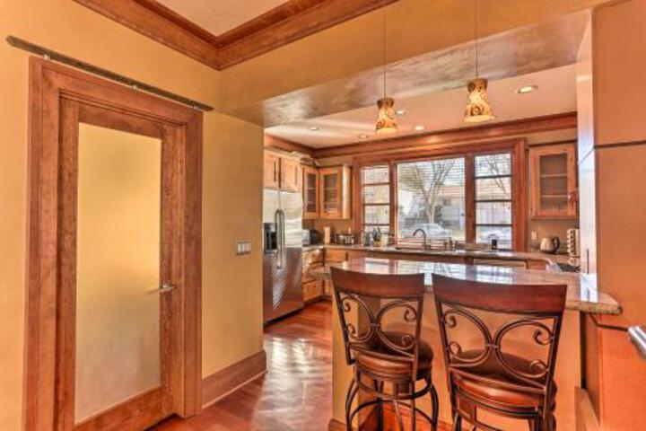 Unique House W / Courtyard In North End Boise! - thumb 6