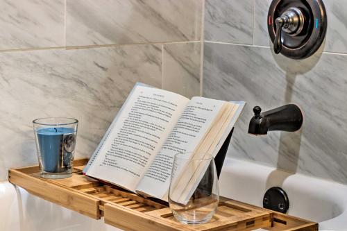 Cozy Modern Home W / Parking 4.4mi To Dwtn! - thumb 1