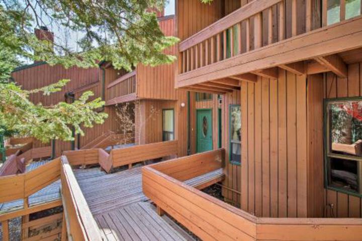 Chic 2 Story Condo Across From Brian Head Ski Lift - thumb 4