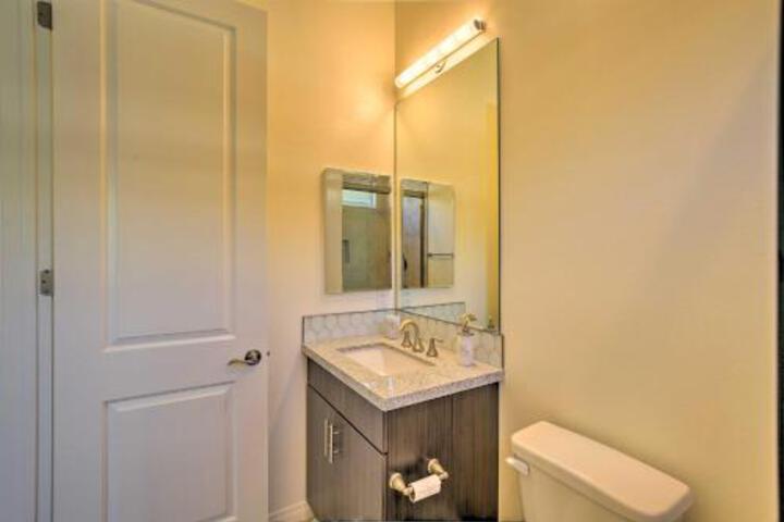 Lovely Low Desert Oasis W / Pool Spa + Views! - thumb 4