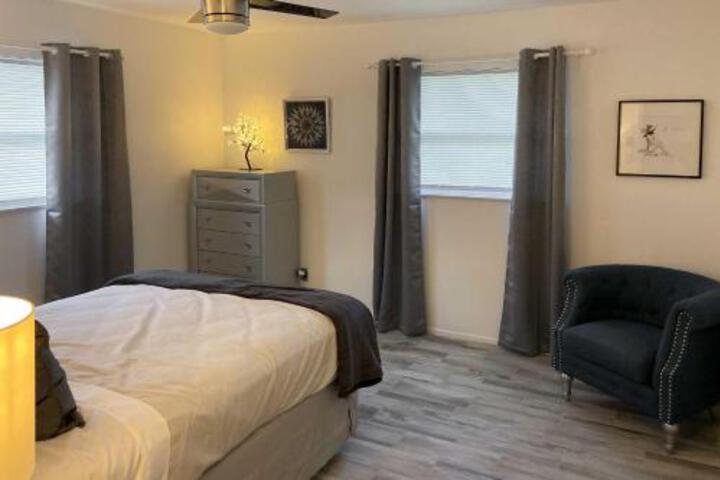 Luxurious Gulf Coast Pool Villa Beach Access - thumb 5