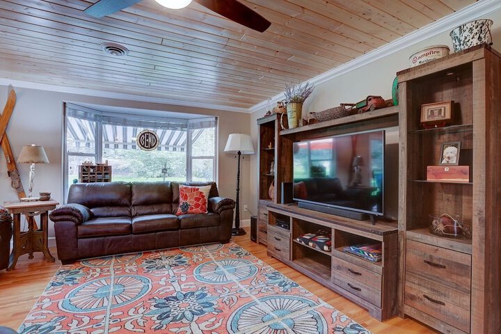 Canterbury 3 Br Home - thumb 7