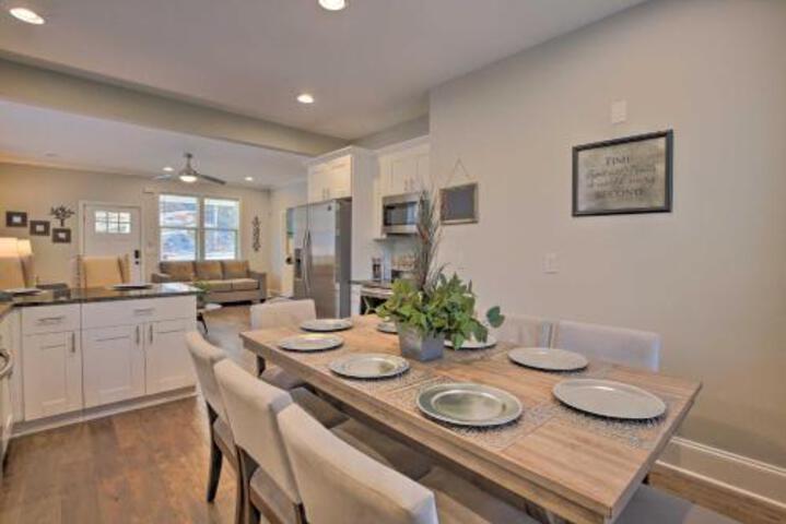 Chic Atlanta Home 8 Mi To Airport & NCAA Events! - thumb 4