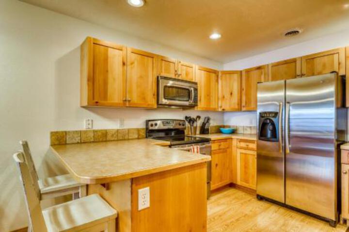 Quintessential Cabin - thumb 0