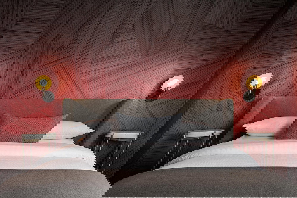 BLACK SWAN - Liz DC - Executive Flat - thumb 2