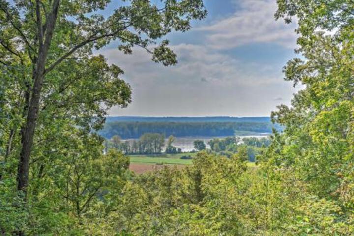 Hillside Cabin On 43 Acres With Private Lake & View! - thumb 1