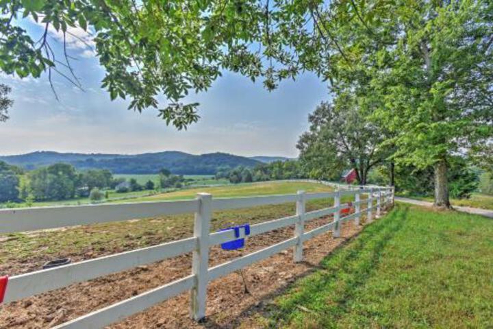 Hillside Cabin On 43 Acres With Private Lake & View! - thumb 3