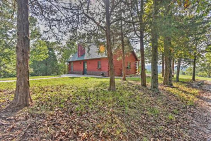 Hillside Cabin On 43 Acres With Private Lake & View! - thumb 0